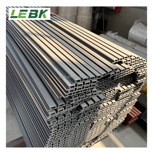 Tablero <span class=keywords><strong>de</strong></span> Panel <span class=keywords><strong>de</strong></span> pared <span class=keywords><strong>de</strong></span> coextrusión compuesto <span class=keywords><strong>de</strong></span> plástico y madera para exteriores para revestimiento decorativo enrejado jardín hogar paneles <span class=keywords><strong>de</strong></span> valla <span class=keywords><strong>de</strong></span> privacidad - Product Image 1