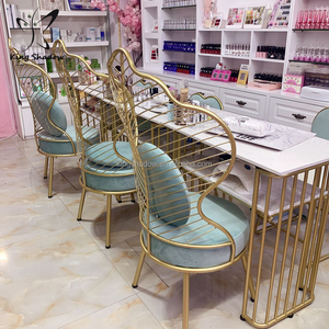 Station <span class=keywords><strong>de</strong></span> manucure <span class=keywords><strong>rose</strong></span> moderne, table et chaises <span class=keywords><strong>de</strong></span> <span class=keywords><strong>bar</strong></span> à ongles avec structure métallique pour salon <span class=keywords><strong>de</strong></span> manucure et usage commercial en centre commercial - Product Image 4