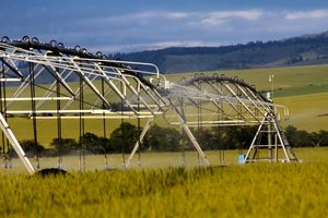 Sistema de Riego Lateral Metálico Profesional Daringfish con Tecnología IOT para un Uso Agrícola Eficiente - Product Image 6