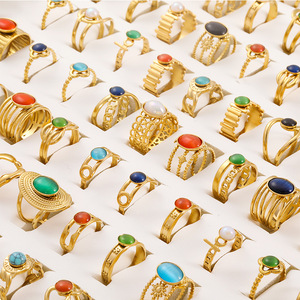 แหวนเหล็กไทเทเนียมแฟชั่นสำหรับผู้หญิงหลากสีย้อนยุคซ้อนกันได้เครื่องประดับสายชุบทองสำหรับสวมใส่ในชีวิตประจำวัน - Product Image 2