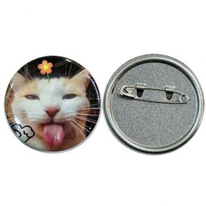Badge personnalisé en étain pour décoration de sac à dos, cadeau à porter - Product Image 1