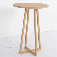 Petite table de bar en bois massif de conception minimaliste moderne nordique quantité minimale de commande pour la décoration d'événement de fête de mariage