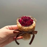 Rafraîchisseur d'air pour voiture Fleurs séchées Clip d'aromathérapie pour voiture Bouquet de décoration de sortie d'air Fleurs préservées pour l'intérieur de la voiture