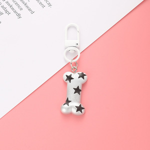 Gantungan Kunci Liontin Tulang Anjing Kucing Warna Gradasi Lucu Gaya Instagram Kartun Kreatif Penutup Headphone Tas Sekolah - Product Image 3