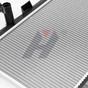 หม้อน้ำรถยนต์อลูมิเนียมอัลลอยระบายความร้อนเครื่องยนต์รถสำหรับ Toyota iOS 1.3L/1.5L 2014- 16400-0Y080 - Product Image 3