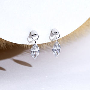 Pendientes de Diamantes de Oro Blanco de 9K con 0.5CT Cada Uno, Modelo MSE-885 de Messi Jewelry, para Mujer - Product Image 2