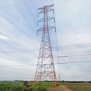 Tour de transmission d'énergie à treillis en acier galvanisé à chaud à 4 poteaux, hauteur 40 m, certifiée ISO pour haute tension aérienne - Product Image 1