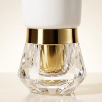 Tube de brillant à lèvres en PBL de 30 ml et 50 ml, avec bouchon à vis en acrylique à facettes cristallines, pour soins de la peau, OEM, ODM, logo personnalisé, vente en gros
