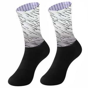 Calcetines <span class=keywords><strong>de</strong></span> Ciclismo <span class=keywords><strong>de</strong></span> Nailon <span class=keywords><strong>de</strong></span> Alto Rendimiento, Ligeros, Transpirables, con Logotipo Personalizado, para Hombre y Mujer, al por Mayor - Product Image 4