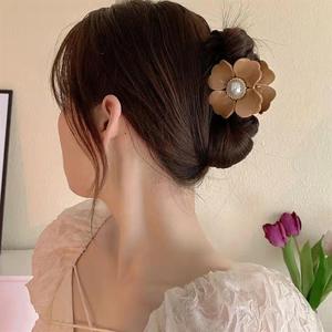 Pinzas <span class=keywords><strong>de</strong></span> Pelo con Flores Hawaianas para <span class=keywords><strong>Mujer</strong></span>, Pinzas <span class=keywords><strong>de</strong></span> Pelo con Perlas y Flores, Pinzas <span class=keywords><strong>de</strong></span> Pelo Fuertes y Antideslizantes para Cabello Fino y Grueso - Product Image 4