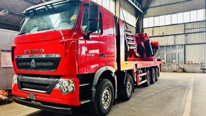 HOWO 10*8 grue de camion à bras pliant robuste 130 tonnes <span class=keywords><strong>transport</strong></span> spécial de grand tonnage pour le levage d'objets lourds - Product Image 4