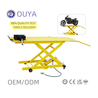 Plateforme de table hydraulique pneumatique de haute qualité 800 LBS pour levage efficace de moto, idéale pour le remplacement de pneus et l'ajustement de chaînes