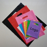 Sacs en plastique découpés sur mesure durables avec votre propre logo, emballage de vêtements de luxe, sac de shopping en plastique imperméable, fournisseur