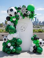 Kit d'arche de guirlande de ballons de football avec ballons en aluminium de football et étoiles, décorations pour anniversaire et fête sur le thème du football