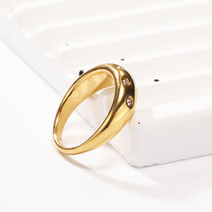 เครื่องประดับใหม่ Taige ยุโรปและสหรัฐอเมริกาที่นิยมในการใส่ดาวเพทายไทเทเนียมแหวนผู้หญิงทอง18K ไม่จางหายใคร - Product Image 3