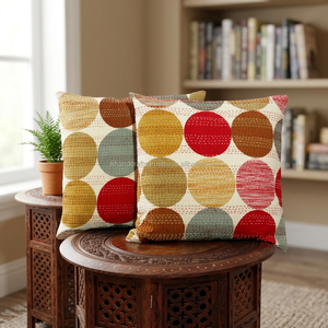 Cojín de lunares - Product Image 3