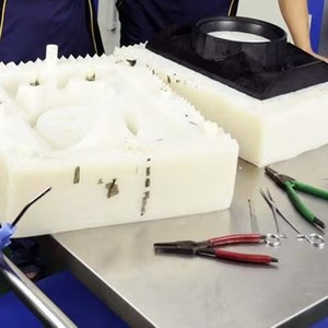 บริการผลิตแบบจำลองรวดเร็วด้วยวิธีสุญญากาศด้วยซิลิโคนจาก Aidi Additive Manufacturing พร้อมบริการตัวอย่างสำหรับแบบจำลองที่ออกแบบเอง - Product Image 3