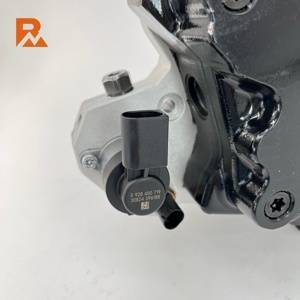 Pompe à injection de carburant 0445010246 6420701101 A6420701101 pour moteur - Product Image 4