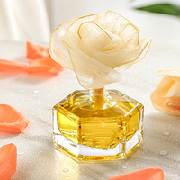 Diffuseur de parfum d'ambiance de luxe True Scent en verre avec fleur de Sola en bois, huile essentielle pour la maison