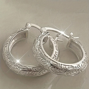 Orecchini a Cerchio con Texture a Vite, Unisex, Minimalisti, per Uso Quotidiano, Accessori per Orecchie - Product Image 1
