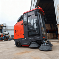 Nouvelle balayeuse électrique autoportée ConTour 48V, largeur de nettoyage 1900 mm, vitesse 16000 m/h, haute efficacité pour parcs industriels