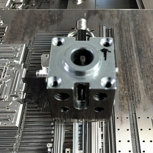 Meilleures pièces en aluminium CNC en acrylique 3D personnalisées en ligne Services d'impression <span class=keywords><strong>AB</strong></span> en métal et plastique en relief pour alliage d'aluminium - Product Image 3