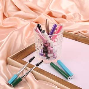 Escova Espiral para Sobrancelhas e Cílios com Tampa Escovas de Máscara Marca Privada Escova de Máscara Espiral Metálica Portátil - Product Image 2