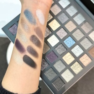 <span class=keywords><strong>Paleta</strong></span> de Sombras de Ojos Ahumadas de 42 Colores al por Mayor, Mate, Perlado, Brillante, Iluminador en Polvo, <span class=keywords><strong>Paleta</strong></span> de Pigmentos de Sombras de Ojos Orgánicas - Product Image 3