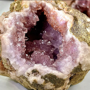 Vente en gros de géodes d'agate drusy de haute qualité, géodes d'agate améthyste rose d'Argentine, géodes roses naturelles d'Argentine pour la décoration intérieure - Product Image 5