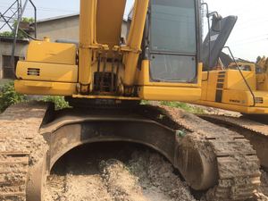 Excavatrice sur chenilles hydraulique Komatsu PC450 d'occasion de haute qualité, modèle 2016, 45 tonnes, boîte de vitesses, cœur de transmission, moteur - Product Image 4