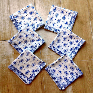 Servilletas de Algodón Orgánico Hechas a Mano con Estampado Artesanal, Decoración Cuadrada para Mesa, Juego de 6 Piezas, Patrón Azul y Blanco, Precio al por Mayor - Product Image 1