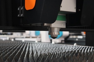 Machine de découpe laser à fibre industrielle de grande puissance 3 kW 6 kW CA1530 1540 pour tôles et métaux - Product Image 6