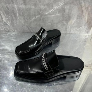 Mules de Cuero Charol Negro con Cadena para Hombre, Sin Talón, Estilo Casual y de Moda, Novedad 2026 - Product Image 3