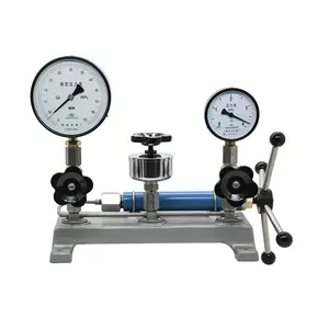 XINYI High Quality Portable Oil Hydraulic Calibration Pressure Calibrator Pump 60Mpa