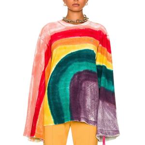 Avec arc-en-ciel imprimé décontracté lâche coton t-shirt goutte épaule évasée ourlet pull surdimensionné chemise pour les femmes - Product Image 1