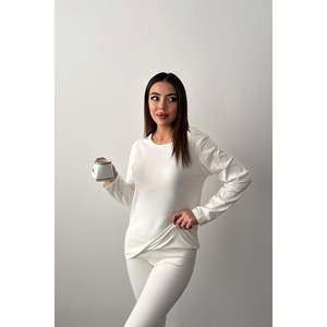 Combinaison thermique pour femmes en blanc cassé en vente en gros - Product Image 4