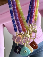 Collier Pendentif Zircon Coquillage Tendance avec Fermoir, Plaqué Or 18K, Chaîne Perles Pierres Naturelles Colorées, Ensemble de Bijoux pour Femme