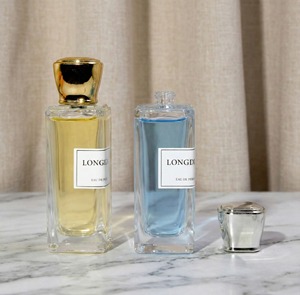 Botella de Perfume de Vidrio Transparente Vacía de Lujo, Diseño Cuadrado Plano Personalizado de Fábrica, 30ml 50ml 75ml 80ml - Product Image 5