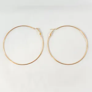 Orecchini a Cerchio Unisex in Acciaio Inossidabile con Finitura Oro, Design Audace e Autentico, Diametro 3cm - Product Image 1