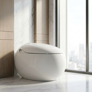 WC intelligent monobloc moderne blanc en céramique avec chasse automatique, double chasse, à poser au sol, télécommande incluse - Product Image 1