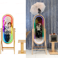 Photobooth de Luxe en Bois 2026 avec Écran Tactile 21,5 Pouces, Cadre Lumineux RGB Télécommandé et Miroir à Vis pour Mariages et Événements Professionnels