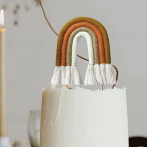 Topper de pastel de <span class=keywords><strong>cumpleaños</strong></span> de arcoíris bohemio, cuerda de algodón tejida <span class=keywords><strong>a</strong></span> <span class=keywords><strong>mano</strong></span>, Topper para hornear pasteles de fiesta - Product Image 6