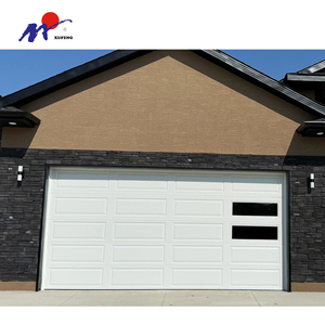 Porte de garage sectionnelle moderne en panneaux sandwich automatiques en mousse PU avec fenêtre - Product Image 6