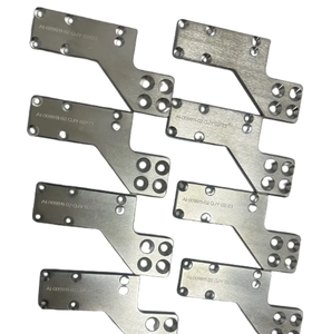 Piezas de torneado de acero inoxidable mecanizadas por <span class=keywords><strong>CNC</strong></span> personalizadas Perforación de precisión no estándar Anodizado natural Prototipado rápido Metal - Product Image 1