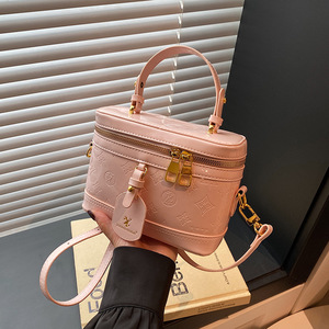 Sacs fourre-tout bandoulière de haute qualité pour femmes, nouveau style, en cuir verni gaufré brillant avec fermeture éclair - Product Image 4