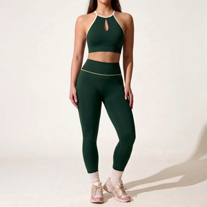 Ensemble de sport sans couture côtelé pour femme : Soutien-gorge de sport dos nu et leggings de yoga taille haute – Tenue de sport deux pièces - Product Image 1