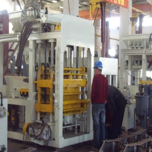 <strong>QT8</strong>-<strong>15</strong> Automatic Hollow <strong>Block</strong> Making <strong>Machine</strong> PLC and Motor Core Components for <strong>Concrete</strong> Brick Production Line - Product Image 2