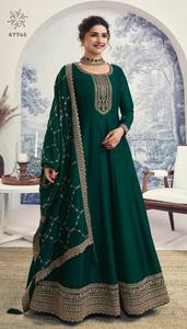 Vestido Anarkali de seda Premium con bordado de lentejuelas elegante traje de fiesta de boda y Festival con Salwar disponible en cantidad a granel - Product Image 5