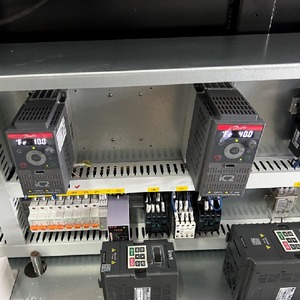 Inversor de Frecuencia Micro Danfoss Ic2 0.37-22kw 380v 480v Trifásico para Aplicaciones Industriales HVAC - Product Image 3