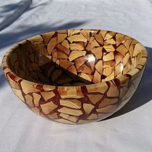Cuencos Artesanales de Madera y Resina, Cuenco Pequeño de Diseño Brillante de Madera Natural para Servir Alimentos, Sin Recubrimiento, Hecho a Mano con Madera de Acacia - Product Image 1